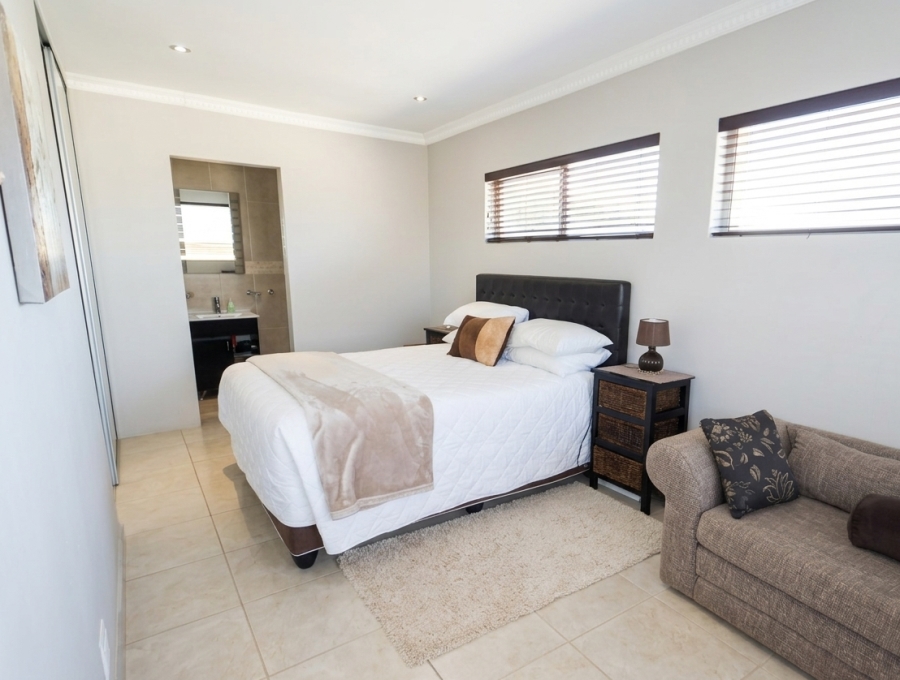 4 Bedroom Property for Sale in Haga Haga Eastern Cape